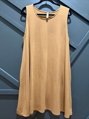 Zenana Outfitters Sleeveless Midi Dress in Camel